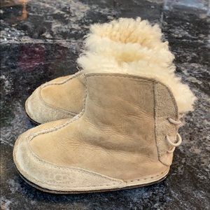 Ugg toddler boots